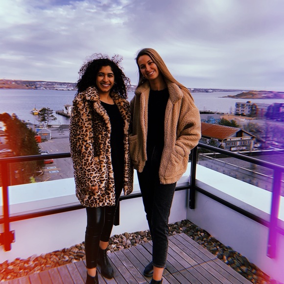 Meet your Posher, Claire - Picture 3 of 3